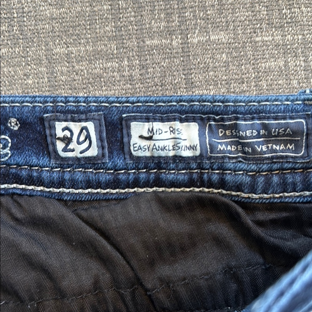 Miss Me Easy Ankle Skinny Stretch Jean - Picture 9 of 14